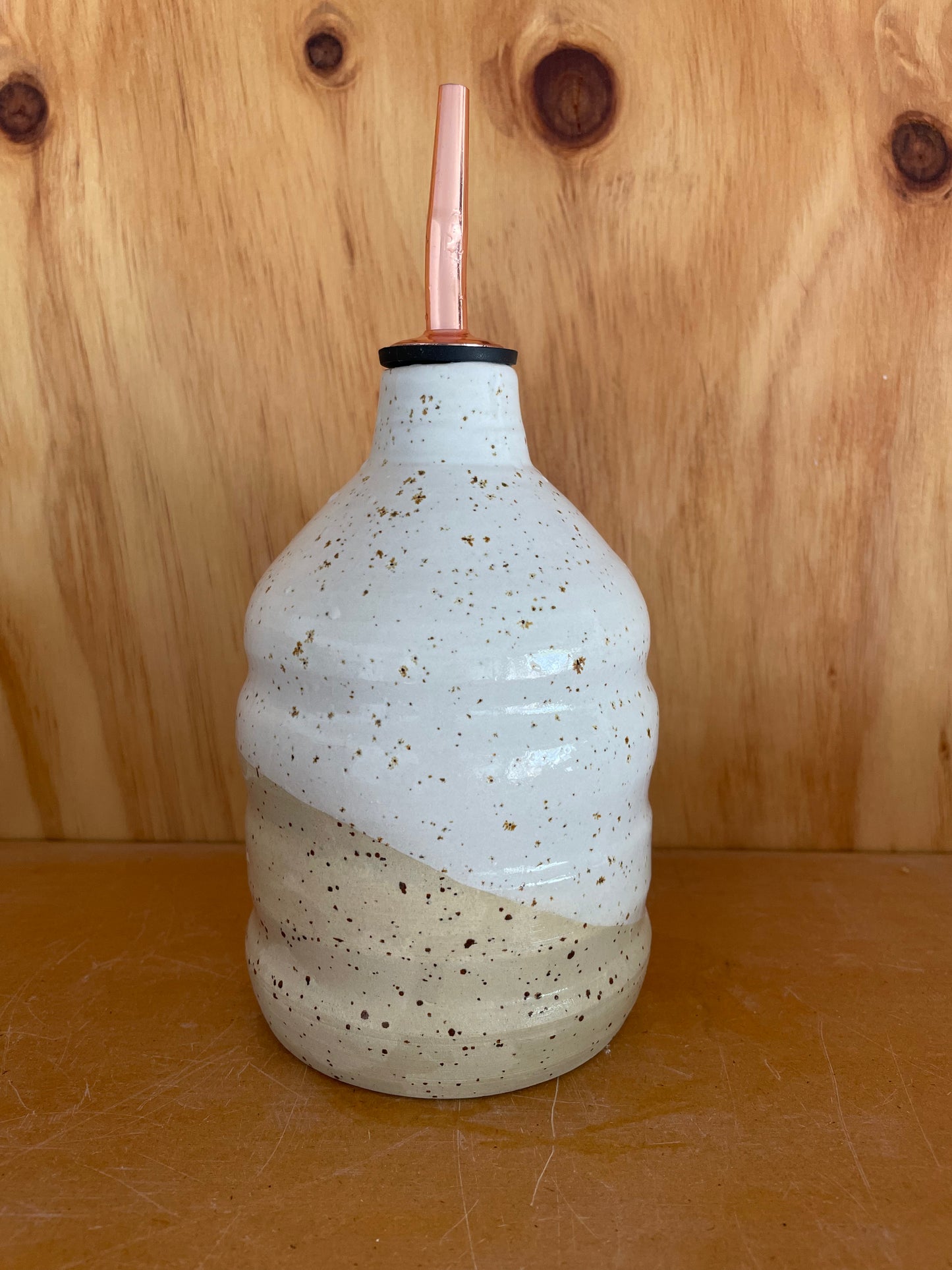 Speckled Oil Pourer